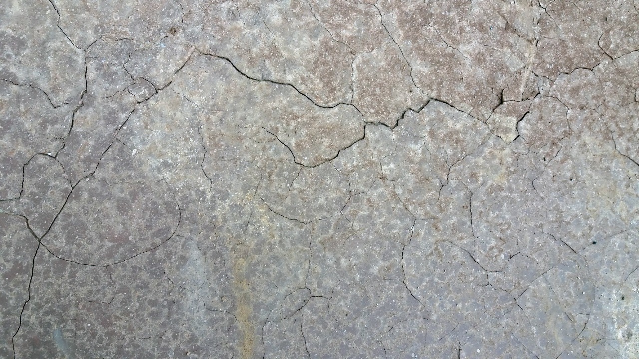 Thermal Cracking in Concrete for Strength Development